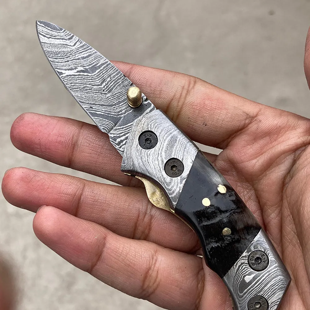 Damascus Steel Folding Pocket knife 5.5 inches Handmade Pocket Knife, Gift for Boyfriend, Fathers Day Gift, Groomsmen Gift for Men